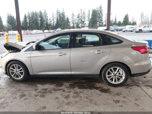 Ford FOCUS SE 2016 1FADP3F29GL281219 Image 14