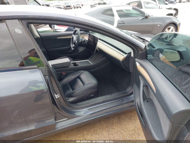 44768749 :رقم المزاد ، 5YJ3E1EB5NF265584 vin ، 2022 Tesla Model 3 Long Range Dual Motor All-wheel Drive مزاد بيع