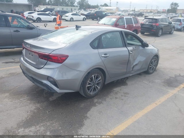 3KPF24AD1RE730257 KIA Forte Lxs