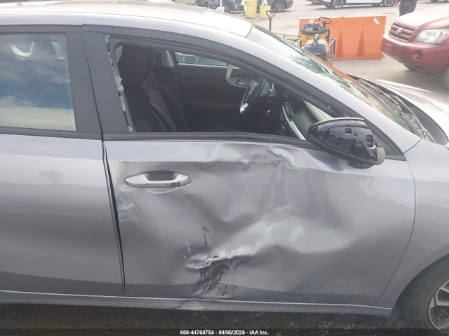 3KPF24AD1RE730257 KIA Forte Lxs