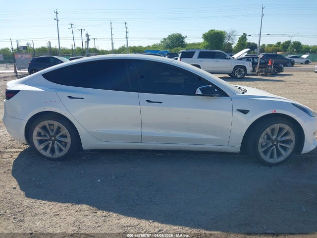 Tesla Model 3 Standard Range Plus Rear-wheel Drive 2021 5YJ3E1EA9MF028070 Image 12
