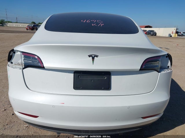 Tesla Model 3 Standard Range Plus Rear-wheel Drive 2021 5YJ3E1EA9MF028070 Image 15