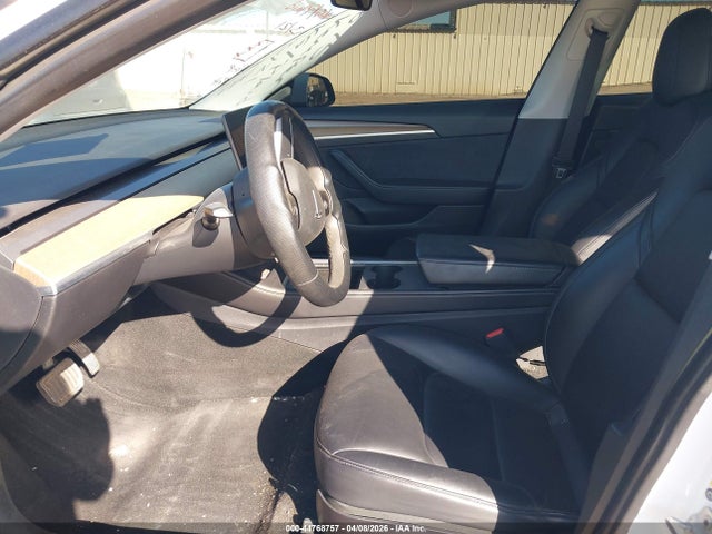 Tesla Model 3 Standard Range Plus Rear-wheel Drive 2021 5YJ3E1EA9MF028070 Image 5