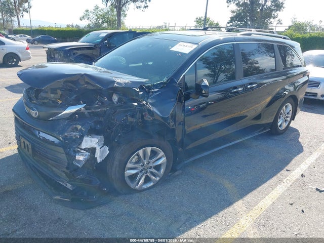 5TDJSKFC0SS193858 Toyota SIENNA XLE