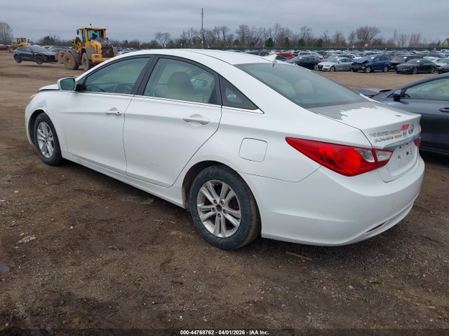 2013 Hyundai Sonata Gls მანქანა იყიდება აუქციონზე, vin: 5NPEB4AC1DH670908, აუქციონის ნომერი: 44768762