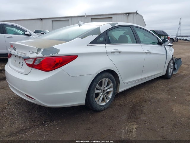 2013 Hyundai Sonata Gls მანქანა იყიდება აუქციონზე, vin: 5NPEB4AC1DH670908, აუქციონის ნომერი: 44768762