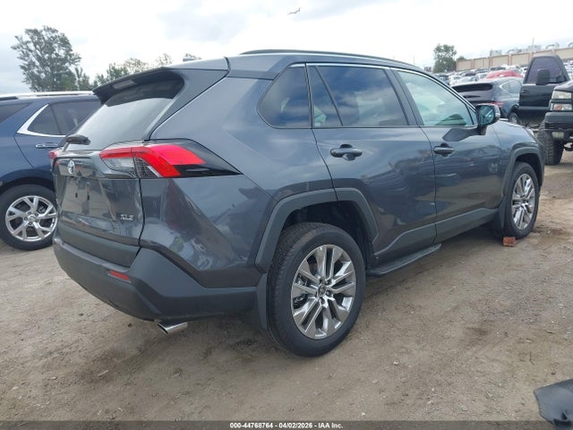 Toyota Rav4 Xle Premium 2025 2T3C1RFV8SW400730 Image 4