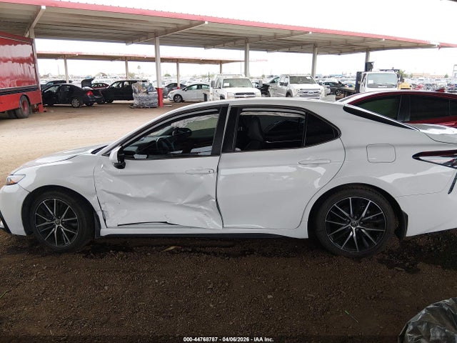 4T1G11BK5RU127425 Toyota CAMRY SE
