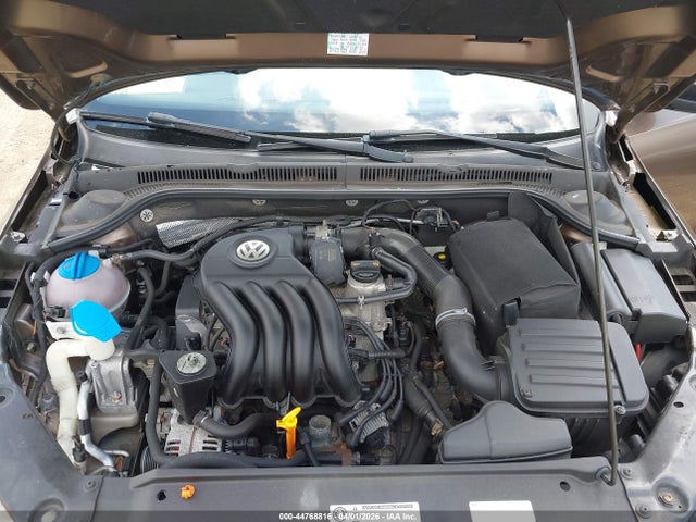 Продаж на аукціоні авто 2013 Volkswagen Jetta 2.0l S, vin: 3VW2K7AJ1DM273855, номер лоту: 44768816