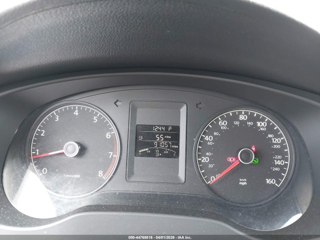 Продаж на аукціоні авто 2013 Volkswagen Jetta 2.0l S, vin: 3VW2K7AJ1DM273855, номер лоту: 44768816