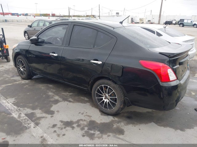 3N1CN7AP9FL884778 Nissan Versa 1.6 Sv