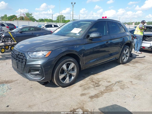 Продажа на аукционе авто 2025 Audi Q5 Premium 40 Tfsi Quattro S Tronic, vin: WA1ABAFY8S2055671, номер лота: 44768825
