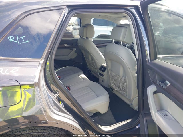 Продажа на аукционе авто 2025 Audi Q5 Premium 40 Tfsi Quattro S Tronic, vin: WA1ABAFY8S2055671, номер лота: 44768825