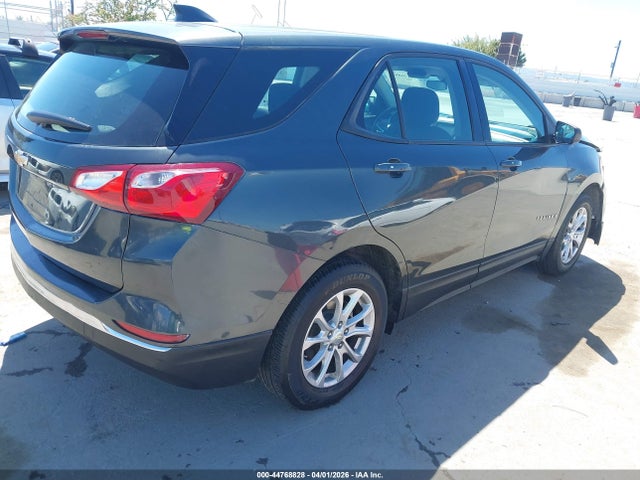 Chevrolet EQUINOX LS 2018 3GNAXHEV8JS639151 Image 4