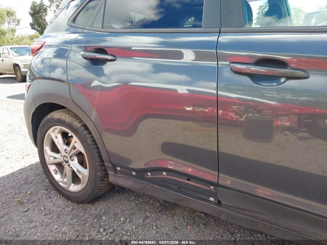44768843 :رقم المزاد ، KM8K32AB9NU828295 vin ، 2022 Hyundai Kona Sel مزاد بيع