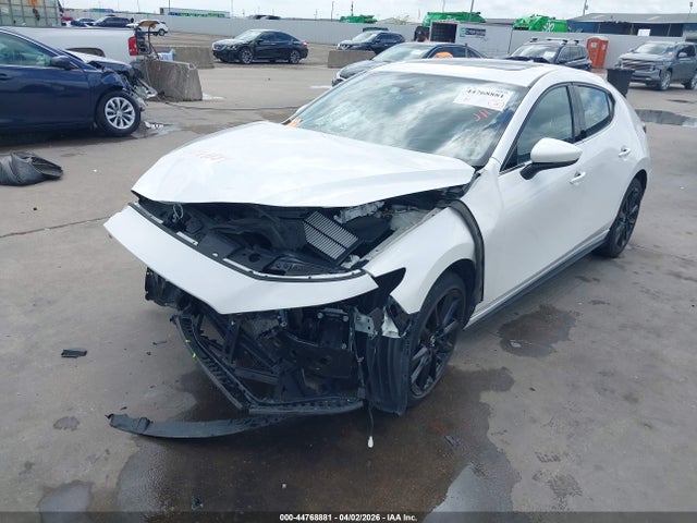Продаж на аукціоні авто 2020 Mazda Mazda3 Premium Package, vin: JM1BPANMXL1153344, номер лоту: 44768881