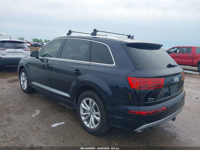 2018 AUDI Q7 WA1LAAF7XJD004176 Photo 2