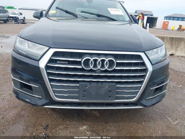 2018 AUDI Q7 WA1LAAF7XJD004176 Photo 5