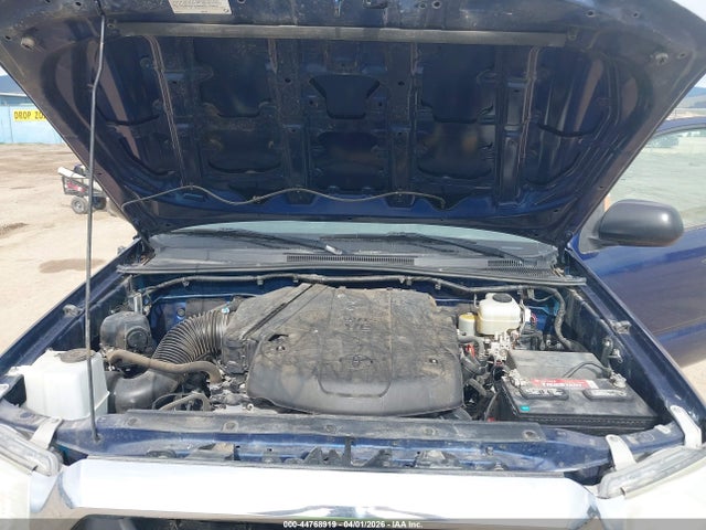 2015 Toyota Tacoma Base V6 მანქანა იყიდება აუქციონზე, vin: 3TMLU4EN9FM178606, აუქციონის ნომერი: 44768919