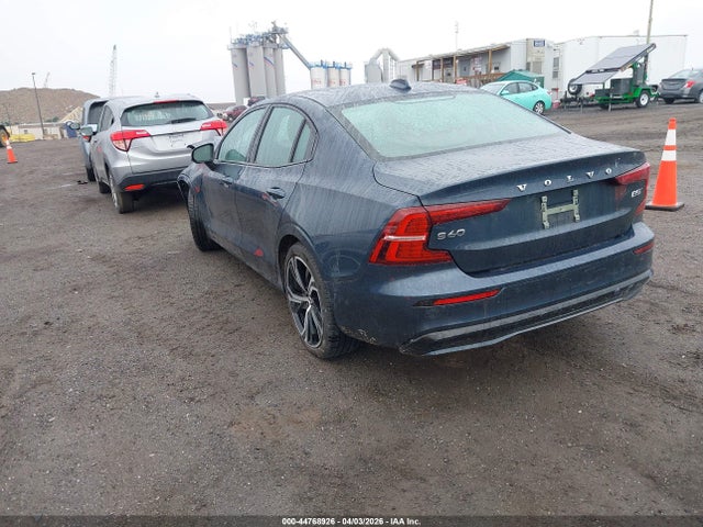 Volvo S60 B5 Plus 2025 7JRL12GC0SG369233 Image 3