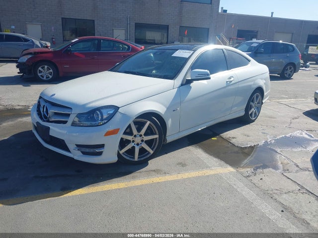 Продажа на аукционе авто 2012 Mercedes-benz C 250, vin: WDDGJ4HB7CF755047, номер лота: 44768990