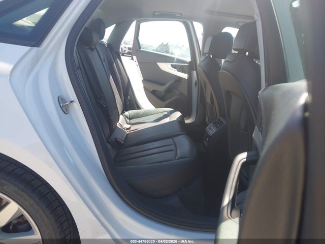 WAUGNAF48HN025403 Audi A4 2.0t Premium