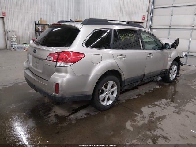 Aukcja sprzedaży 2014 Subaru Outback 2.5i Premium, vin: 4S4BRCCC3E3224208, numer aukcji: 44769032