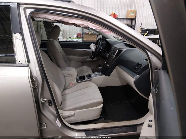 Aukcja sprzedaży 2014 Subaru Outback 2.5i Premium, vin: 4S4BRCCC3E3224208, numer aukcji: 44769032