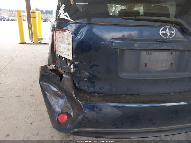 Scion XB 2014 JTLZE4FE9EJ053059 Image 6