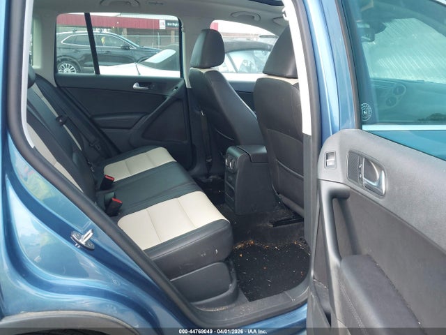44769049 :رقم المزاد ، WVGRV7AX7HK003342 vin ، 2017 Volkswagen Tiguan 2.0t Wolfsburg Edition مزاد بيع