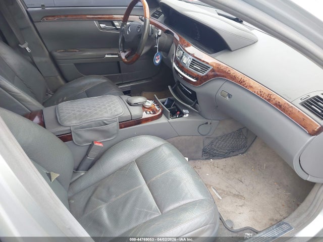 2009 MERCEDES-BENZ S 550 WDDNG86X59A262937 Photo 4