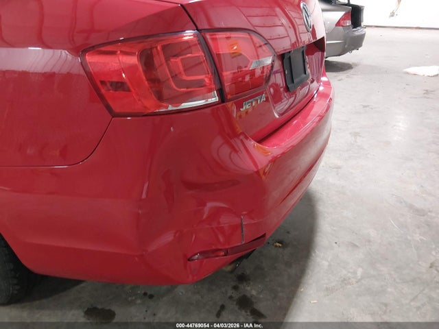 2013 Volkswagen Jetta 2.5l Se მანქანა იყიდება აუქციონზე, vin: 3VWDP7AJ6DM421654, აუქციონის ნომერი: 44769054