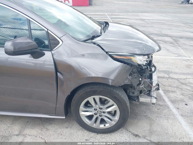 5TDJRKEC2NS083878 Toyota SIENNA XLE
