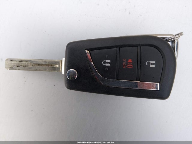 2T3G1RFV9KW042345 Toyota RAV4 LE