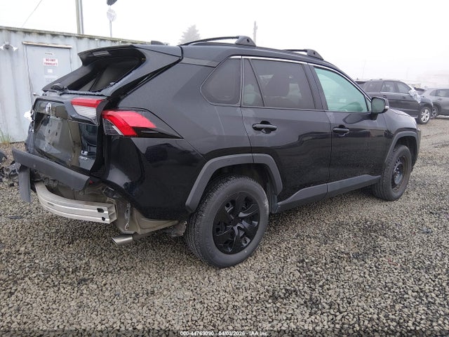 2T3G1RFV9KW042345 Toyota RAV4 LE