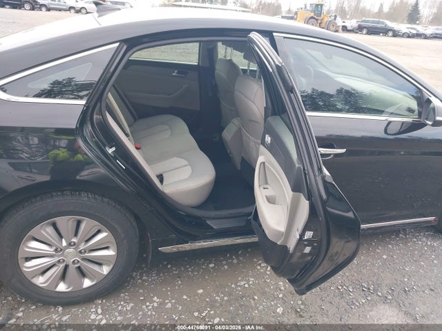 KMHE24L13HA051635 Hyundai Sonata Hybrid Se