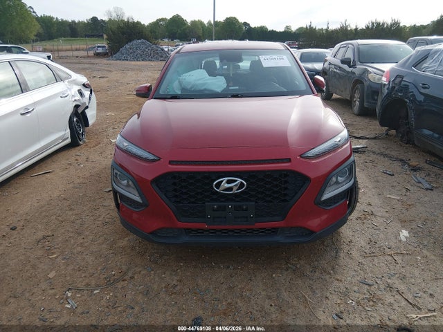44769108 :رقم المزاد ، KM8K1CAA6MU748146 vin ، 2021 Hyundai Kona Se مزاد بيع