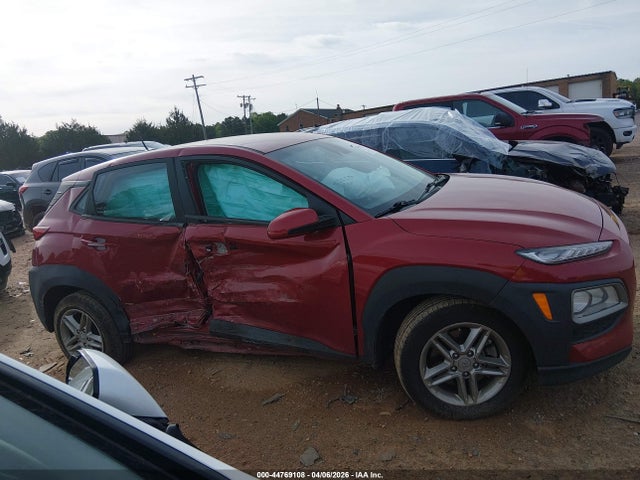 44769108 :رقم المزاد ، KM8K1CAA6MU748146 vin ، 2021 Hyundai Kona Se مزاد بيع