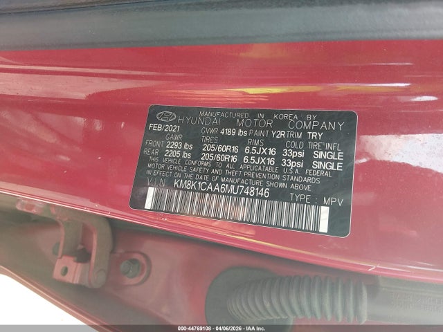 44769108 :رقم المزاد ، KM8K1CAA6MU748146 vin ، 2021 Hyundai Kona Se مزاد بيع