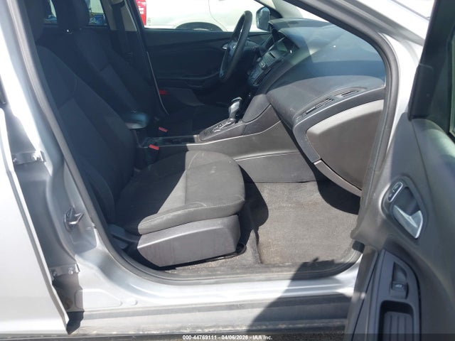 Ford FOCUS SE 2015 1FADP3F22FL317539 Image 5
