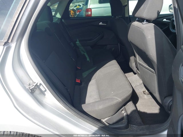 Ford FOCUS SE 2015 1FADP3F22FL317539 Image 8