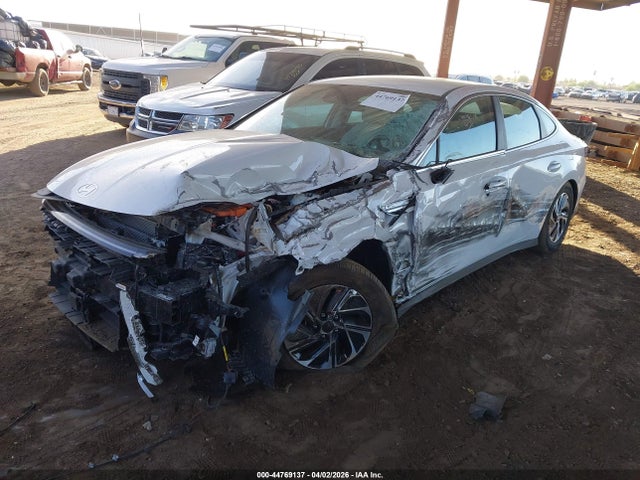 KMHL24JJ4TA135689 Hyundai Sonata Hybrid Blue