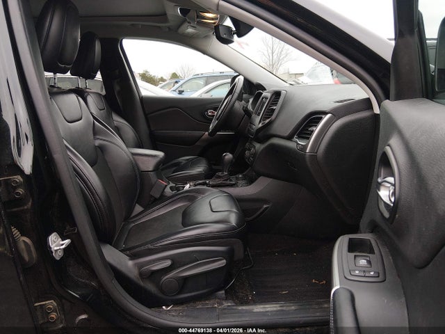 Продажа на аукционе авто 2019 Jeep Cherokee Latitude Plus 4x4, vin: 1C4PJMLB8KD174913, номер лота: 44769138