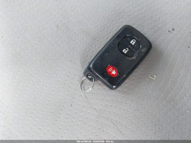 Toyota Prius Three 2015 JTDKN3DU0F0410556 Image 11