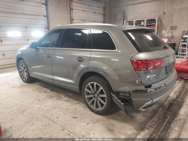 2017 AUDI Q7 WA1LHAF71HD042384 Photo 2