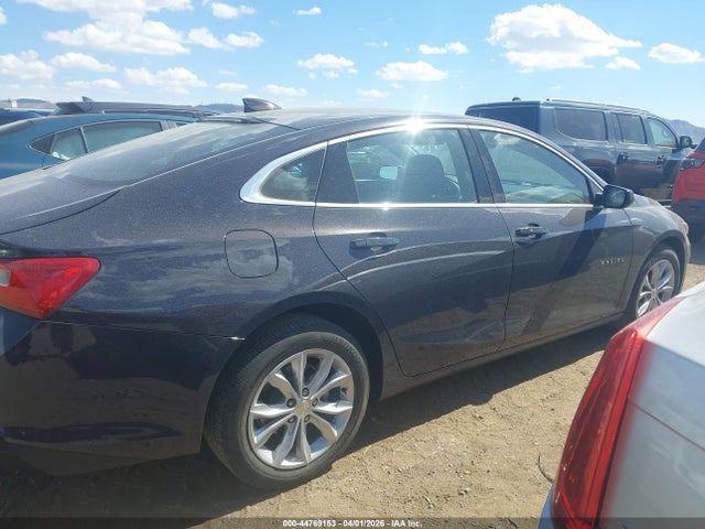 1G1ZD5ST4SF119128 Chevrolet Malibu Fwd 1lt
