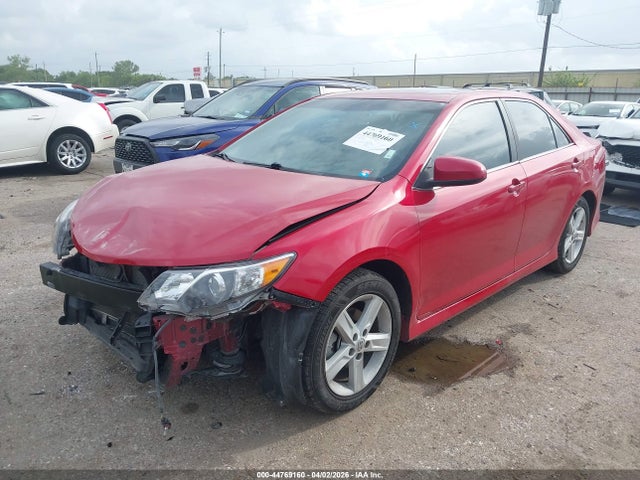 44769160 :رقم المزاد ، 4T1BF1FK6DU642027 vin ، 2013 Toyota Camry Se مزاد بيع