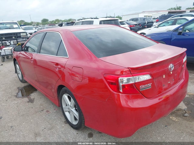 44769160 :رقم المزاد ، 4T1BF1FK6DU642027 vin ، 2013 Toyota Camry Se مزاد بيع