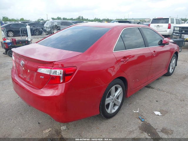 44769160 :رقم المزاد ، 4T1BF1FK6DU642027 vin ، 2013 Toyota Camry Se مزاد بيع