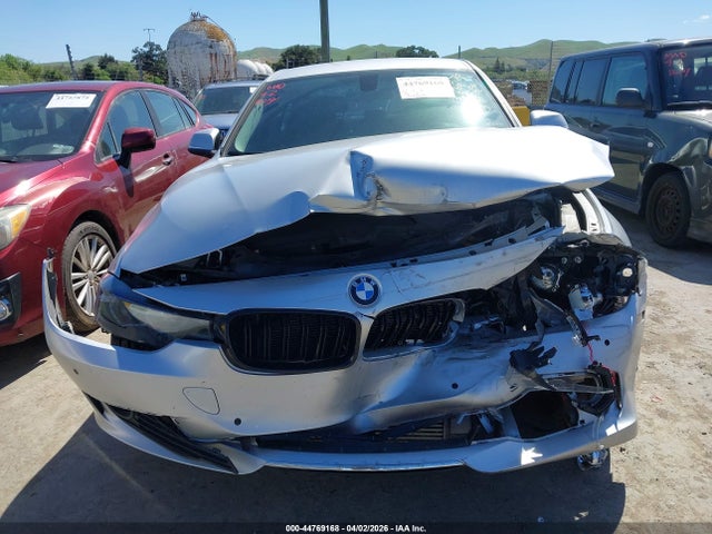 Продажа на аукционе авто 2015 Bmw 320i, vin: WBA3B1C52FK136032, номер лота: 44769168